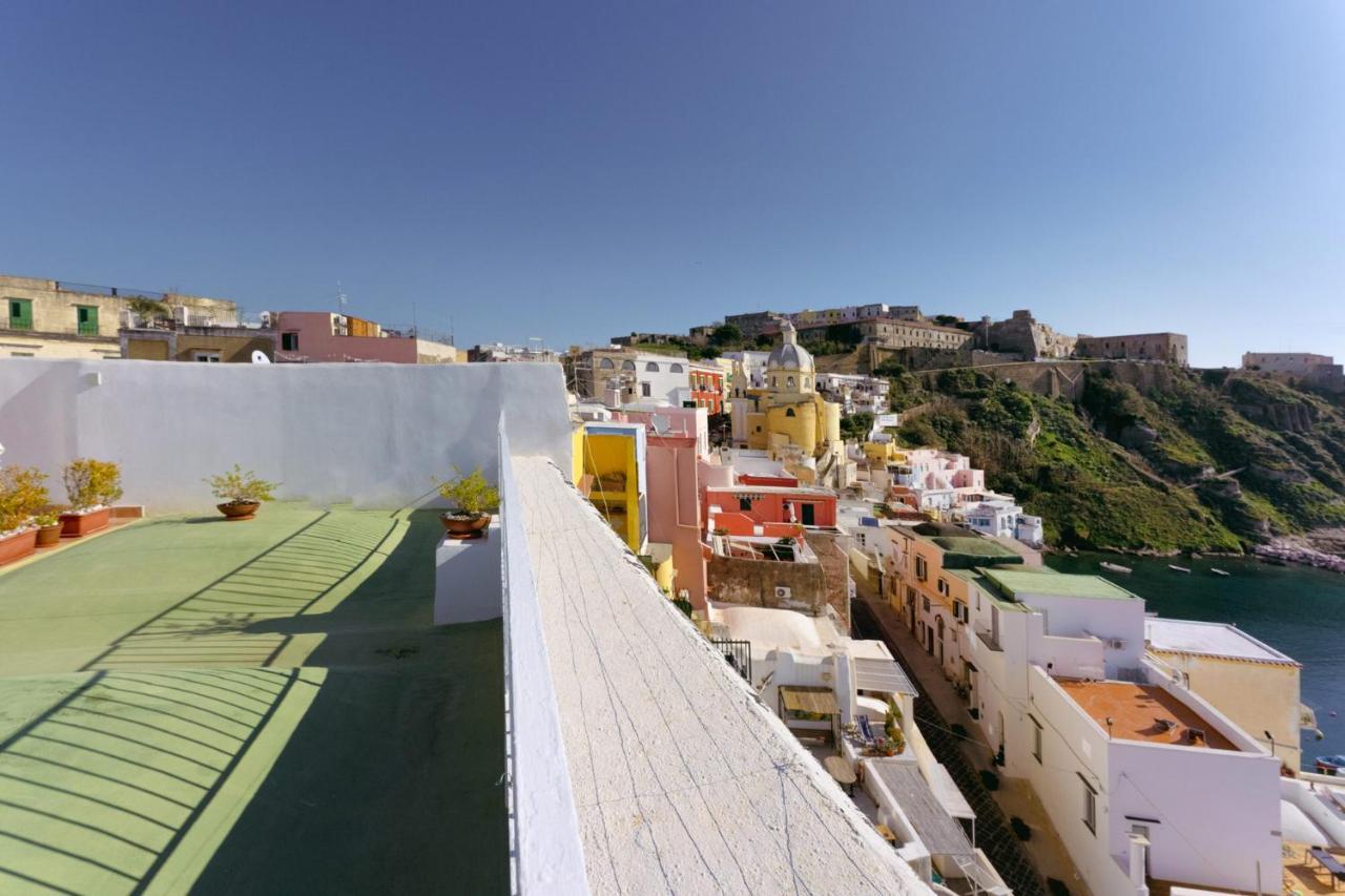 Torretta Corricella- Torretta Apartment Procida Luaran gambar