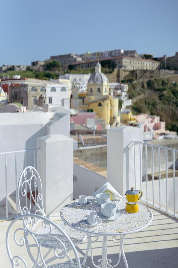 Torretta Corricella- Torretta Apartment Procida Luaran gambar