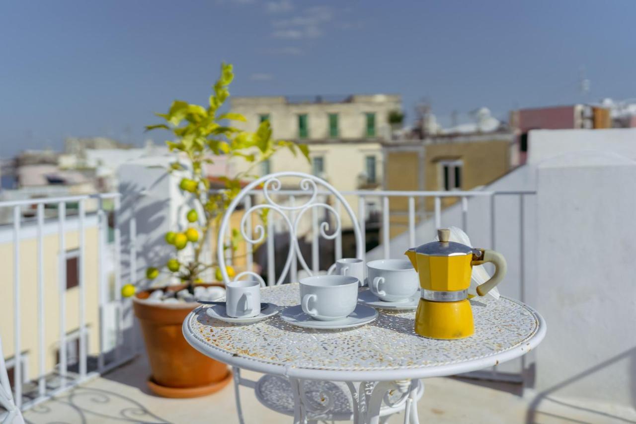 Torretta Corricella- Torretta Apartment Procida Luaran gambar
