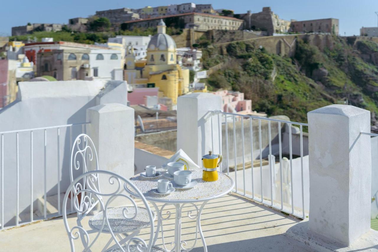 Torretta Corricella- Torretta Apartment Procida Luaran gambar