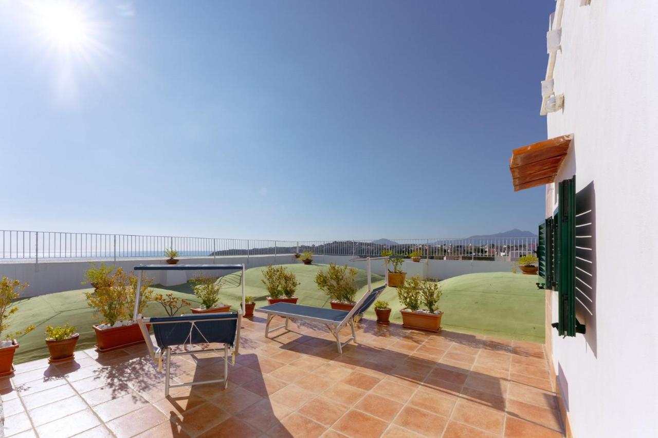 Torretta Corricella- Torretta Apartment Procida Luaran gambar