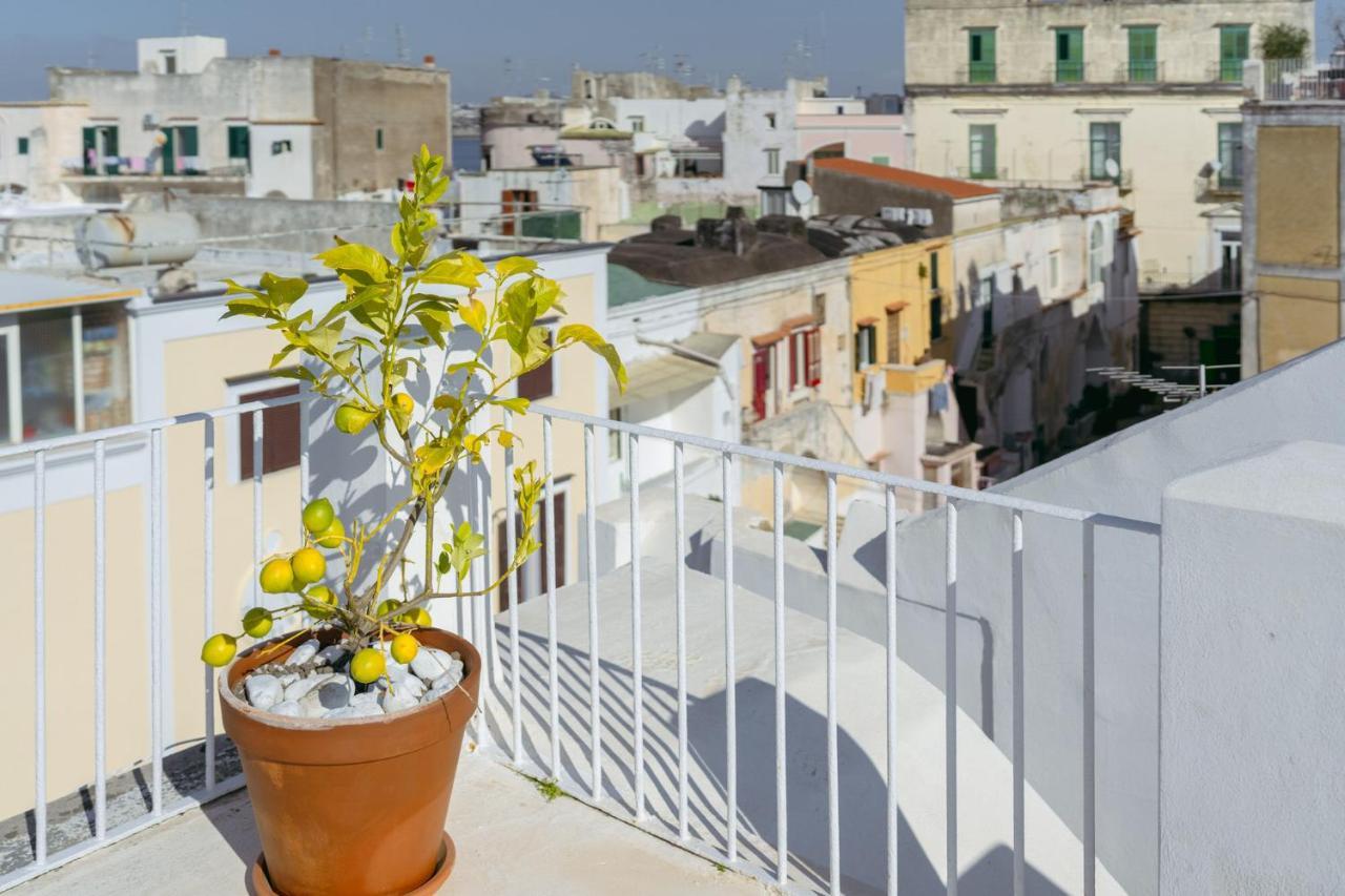 Torretta Corricella- Torretta Apartment Procida Luaran gambar