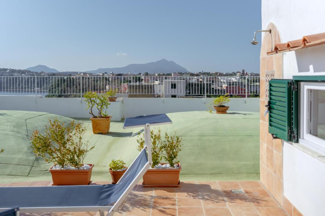 Torretta Corricella- Torretta Apartment Procida Luaran gambar