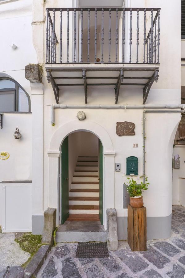 Torretta Corricella- Torretta Apartment Procida Luaran gambar